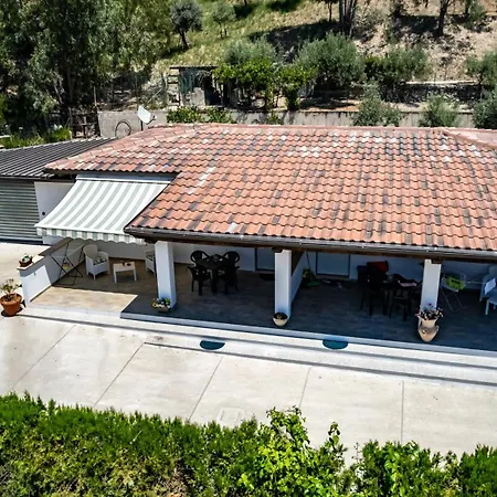 아파트 Tenuta Severino *